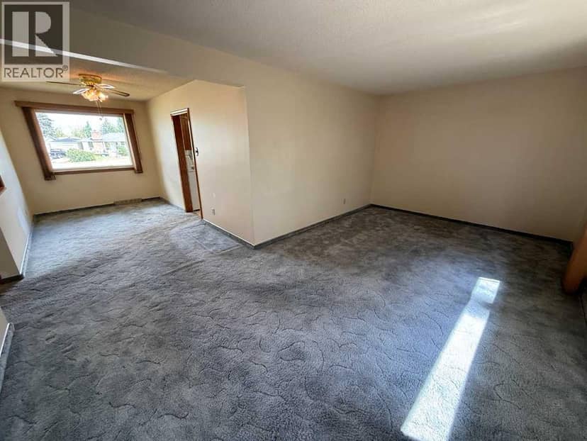 105 Poplar Place, Hinton, photo 4