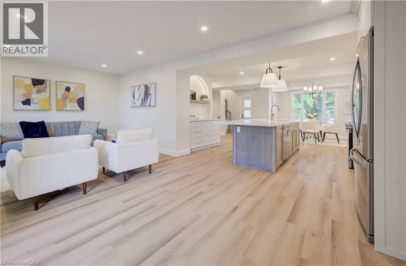 34 MOORE Avenue N, Waterloo, photo 7