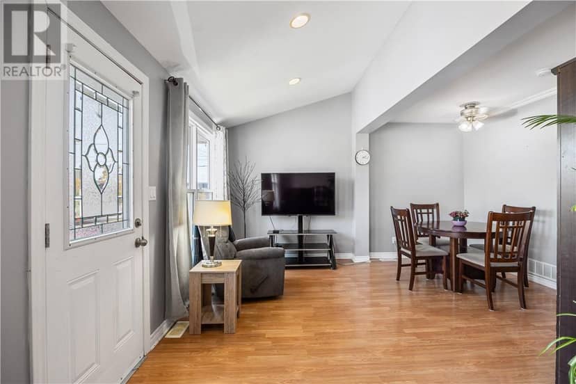 3 Frank Street — photo 10 of 39