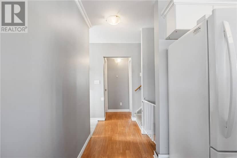 3 Frank Street — photo 12 of 39