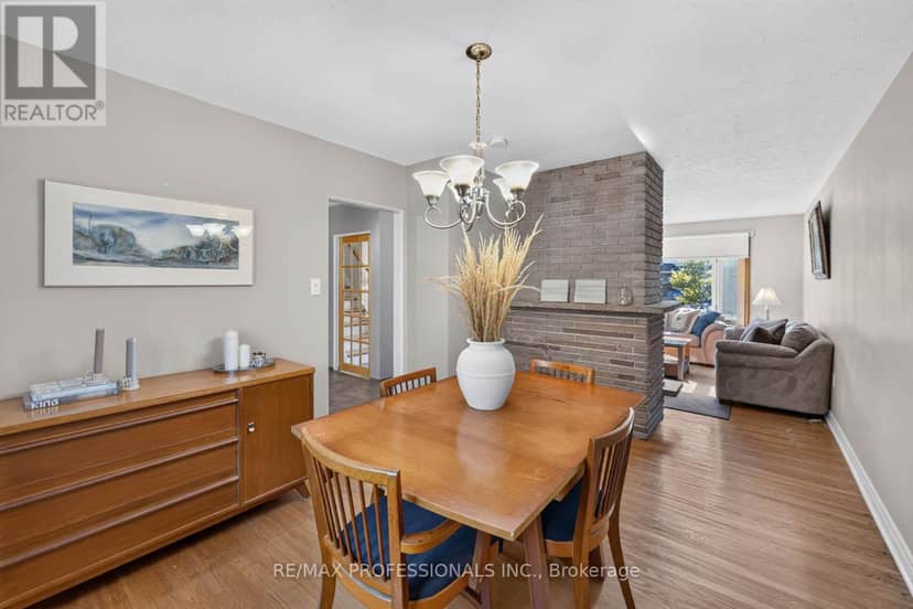 2467 Edenhurst Drive — photo 10 of 40