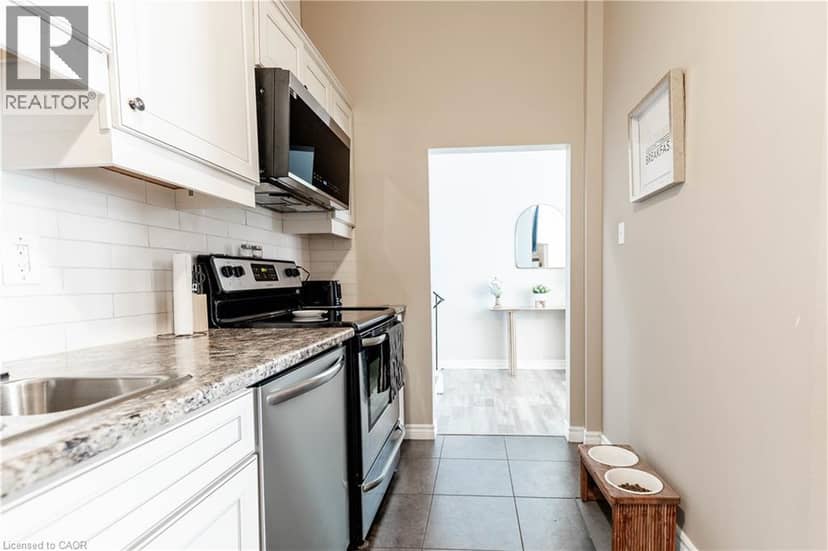 82 OVERLEA Drive — photo 11 of 40
