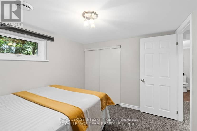 80 St Claire Avenue — photo 20 of 26