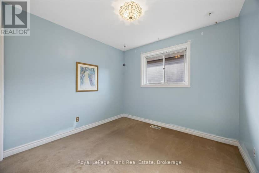 10 Sunicrest Boulevard — photo 14 of 31
