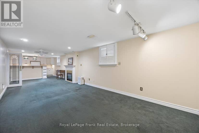 10 Sunicrest Boulevard — photo 20 of 31