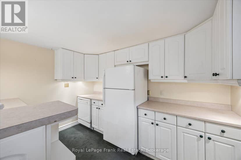 10 Sunicrest Boulevard — photo 21 of 31
