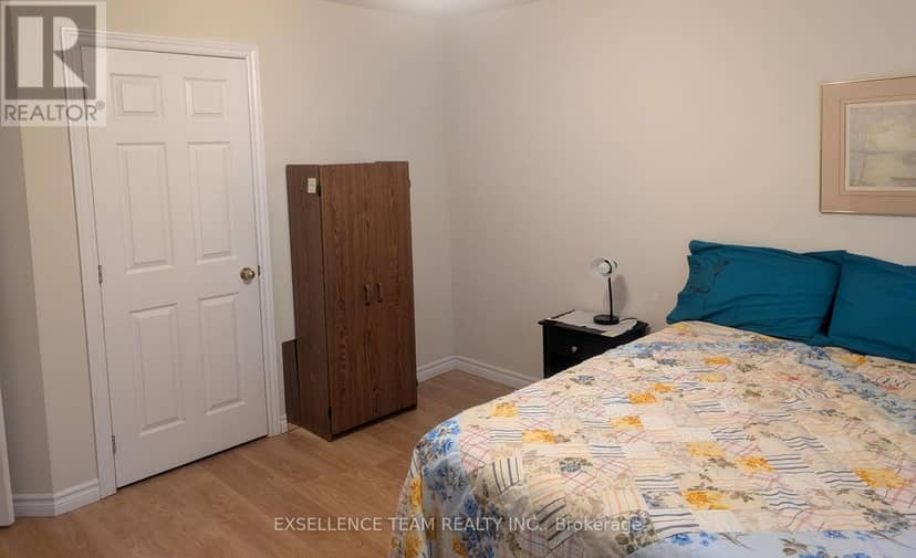 13 St Lawrence Street — photo 14 of 16