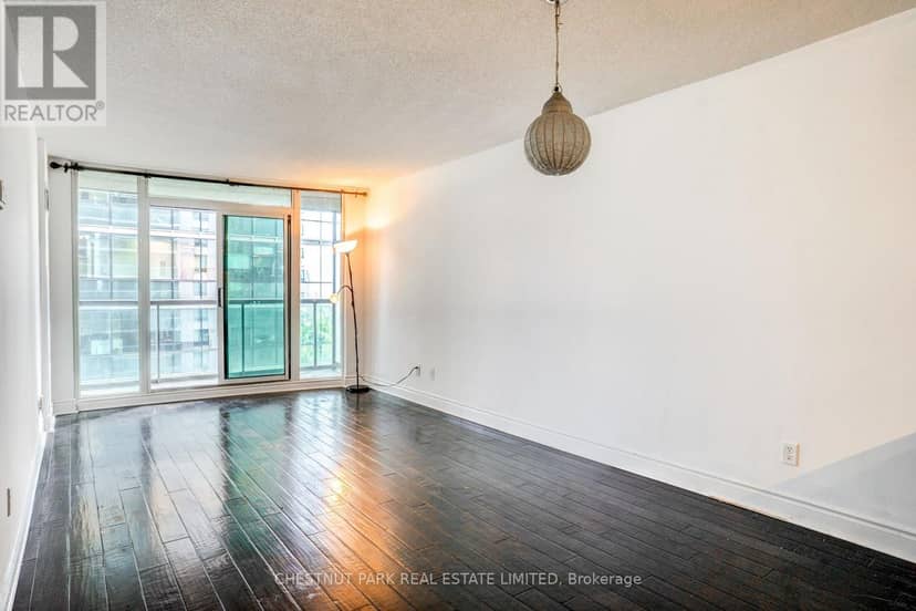 1008 - 30 Grand Trunk Crescent — photo 2 of 36