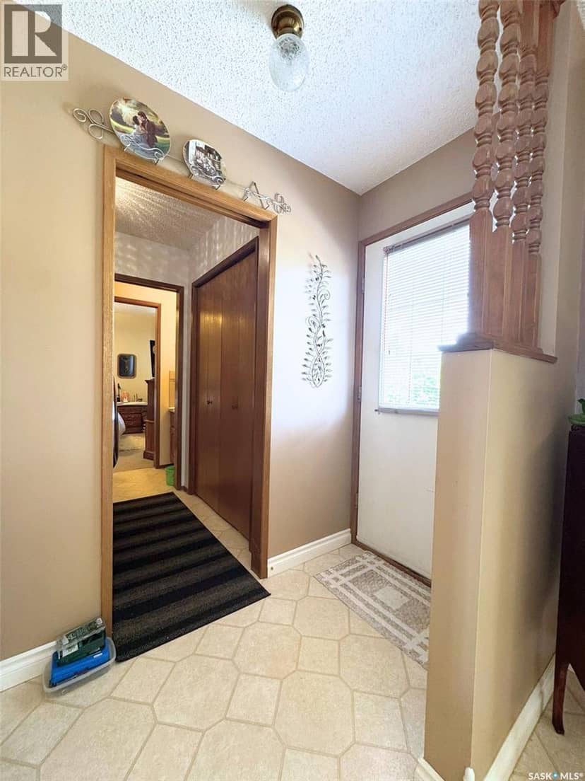 41 Biggs CRESCENT — photo 13 of 37