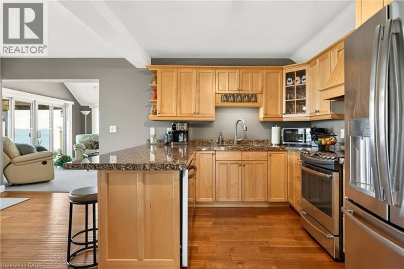 34 HOOVER POINT Lane — photo 14 of 40