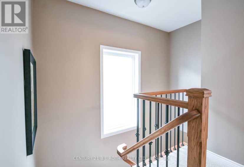 114 Stonemount Crescent — photo 13 of 36