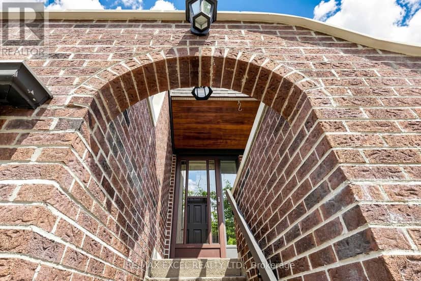 55 - 65 Quail Valley Lane, Markham, photo 4