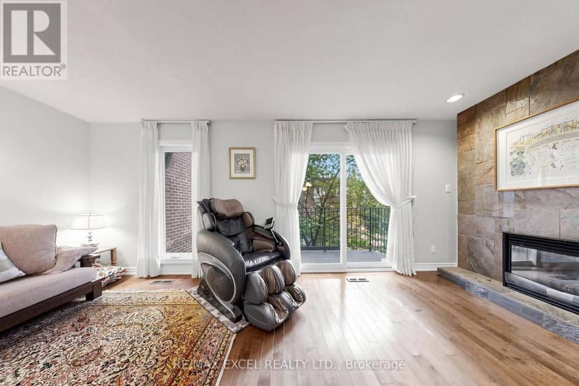 55 - 65 Quail Valley Lane, Markham, photo 7
