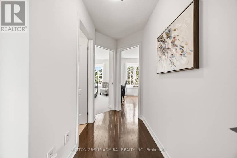 4 - 71 Puccini Drive — photo 19 of 31