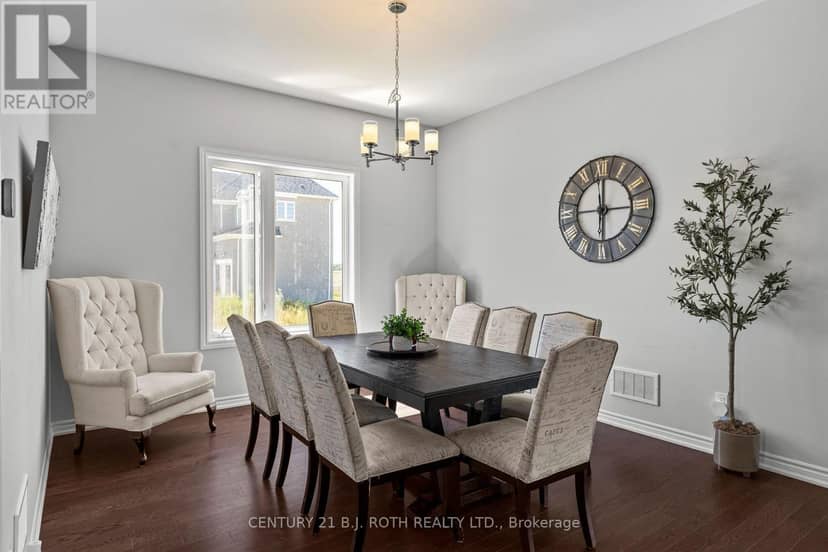 6 Henderson Street — photo 11 of 40