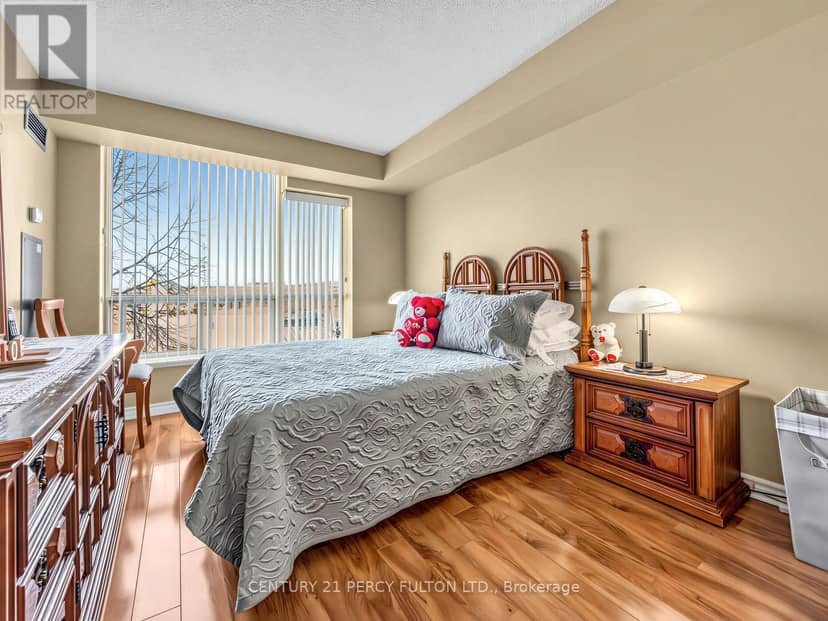 201 - 745 New Westminster Drive — photo 19 of 23