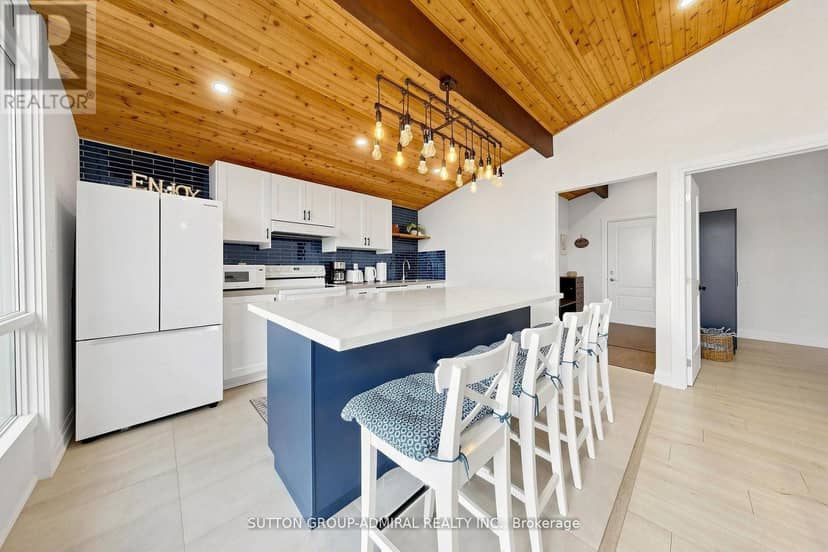 28 Timcourt Drive — photo 9 of 39