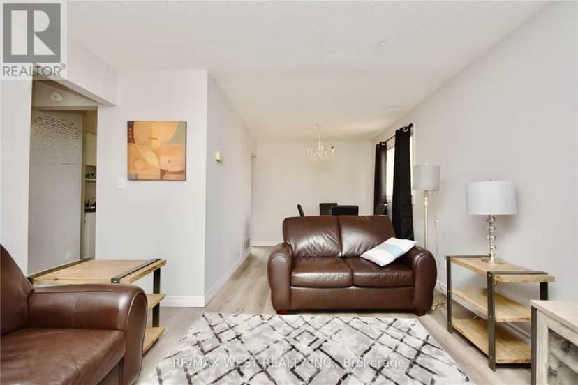 77 Carlton Road — photo 12 of 15