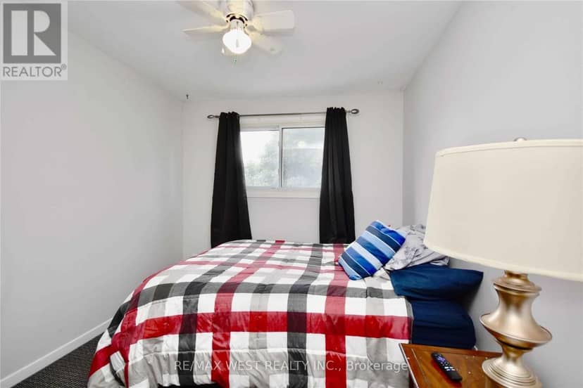 77 Carlton Road — photo 14 of 15
