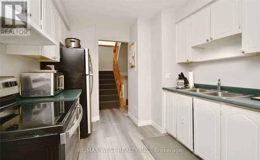 77 Carlton Road, Barrie, photo 6