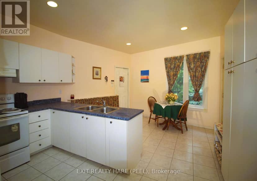 5 Glenbrook Boulevard — photo 31 of 40
