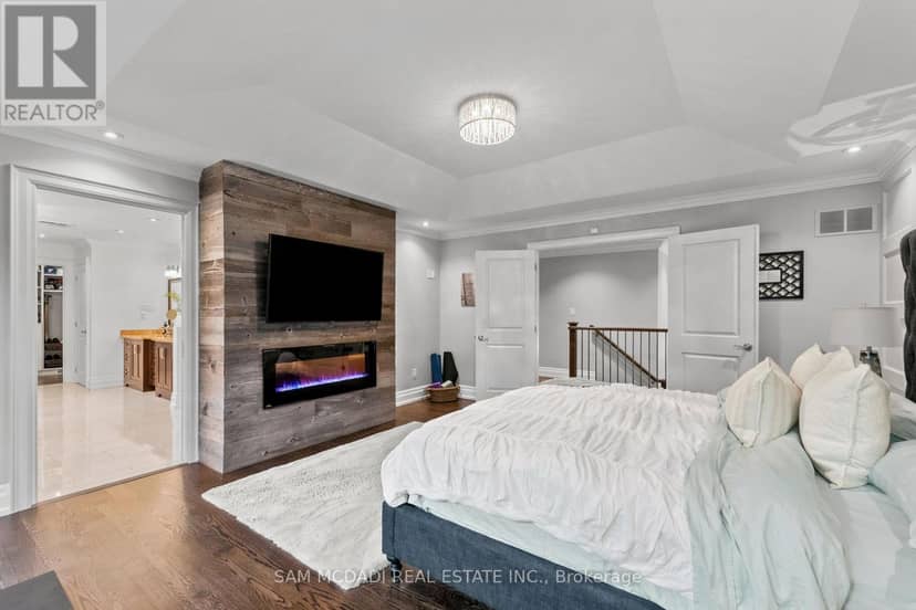 955 Caldwell Avenue — photo 17 of 40