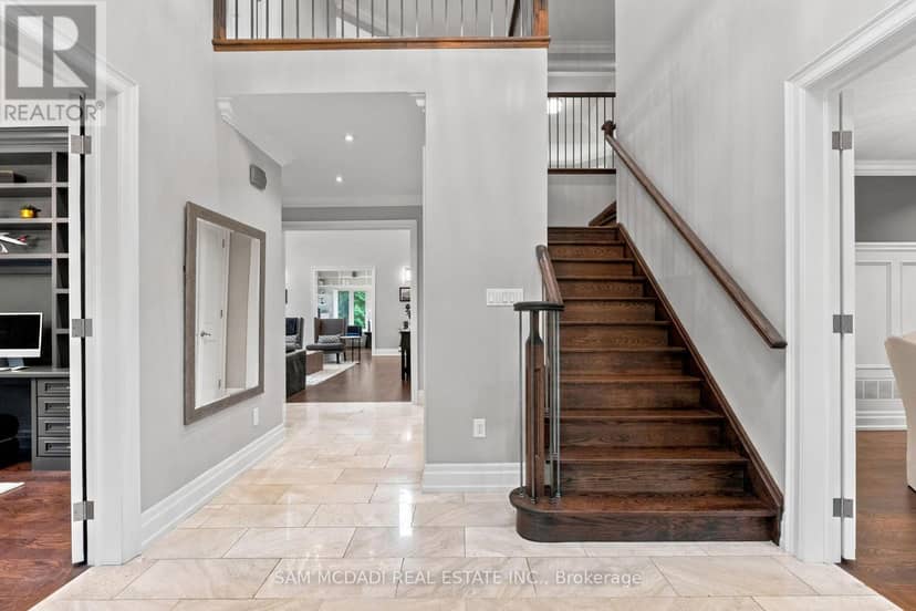 955 Caldwell Avenue, Mississauga, photo 3