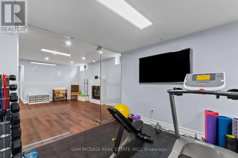 955 Caldwell Avenue — photo 37 of 40