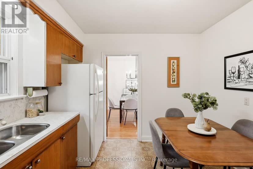 45 Fernalroy Boulevard — photo 14 of 40