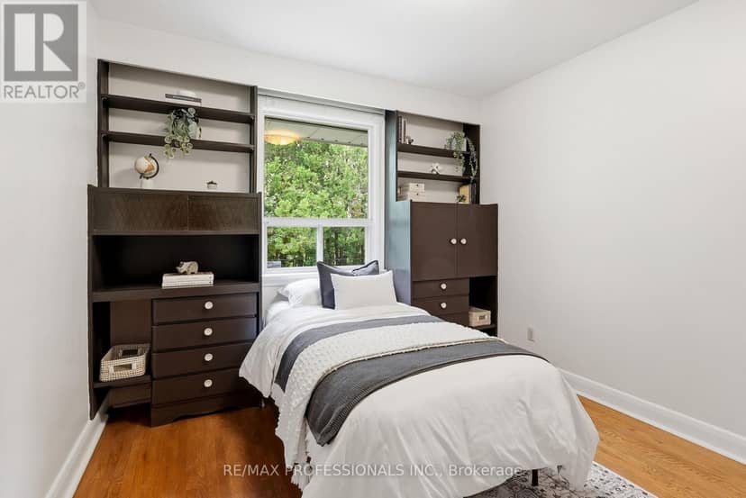 45 Fernalroy Boulevard — photo 25 of 40