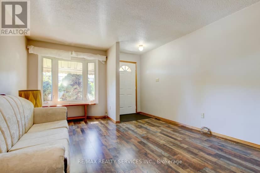 41 Greenleaf Crescent, Brampton, photo 6