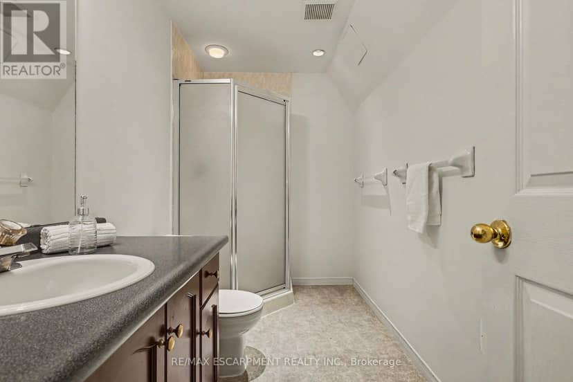 49 - 20 Kitty Murray Lane — photo 32 of 40