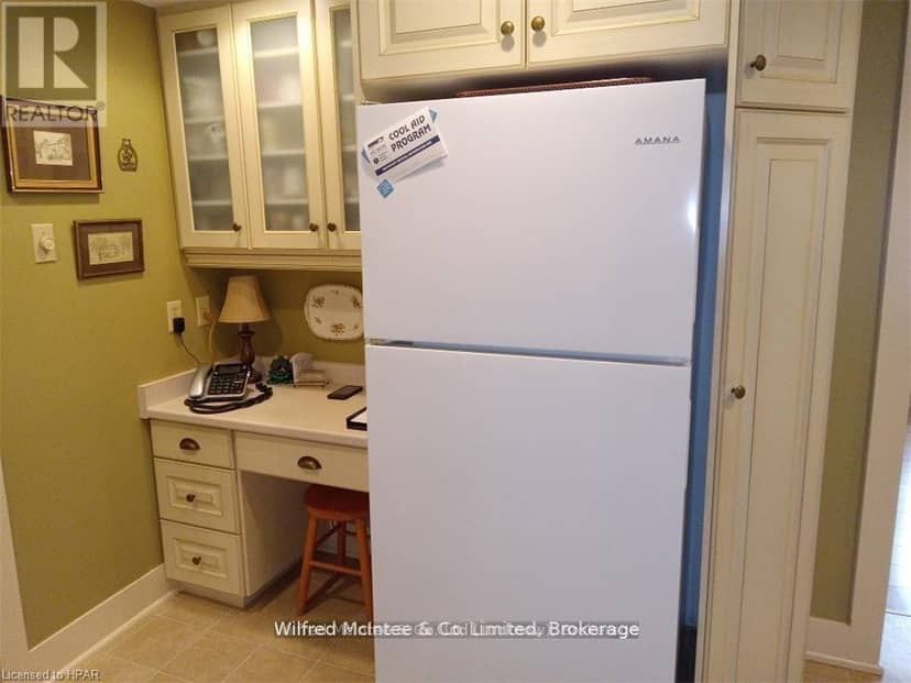 83 Duncan Street S — photo 12 of 31