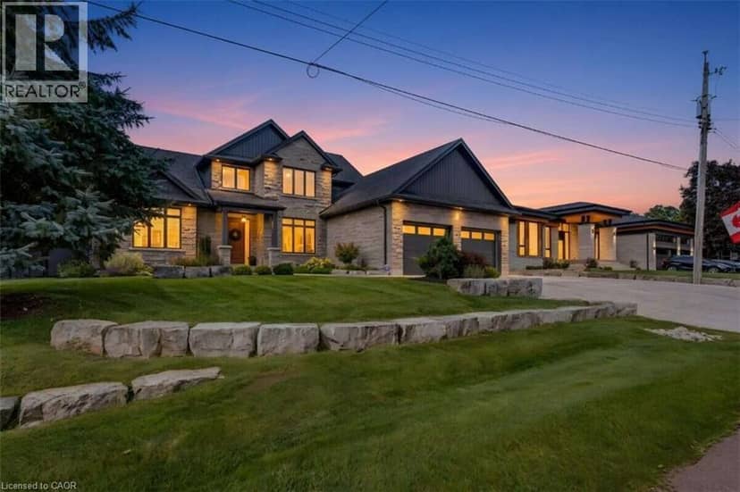 68 WALDAU Crescent, Wilmot Township, photo 2