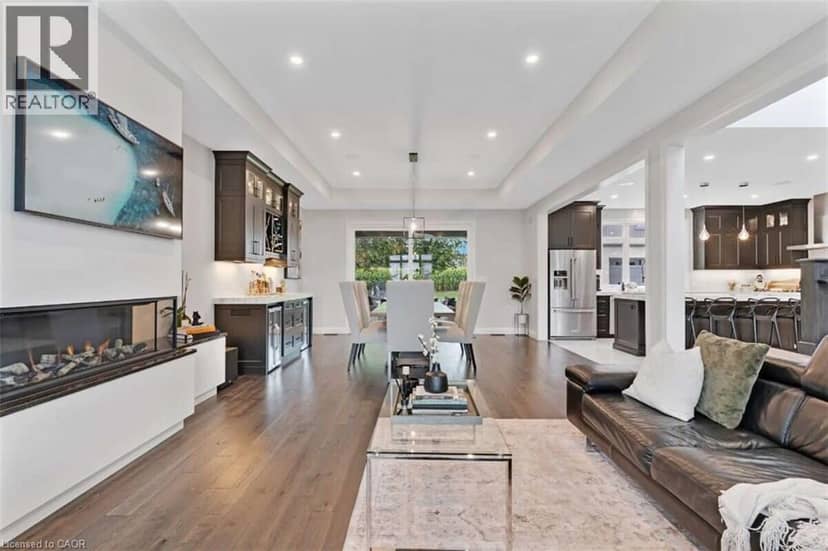 68 WALDAU Crescent — photo 13 of 40