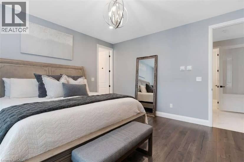 68 WALDAU Crescent — photo 26 of 40