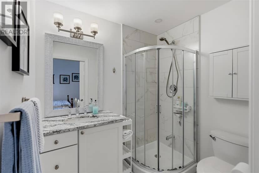 969 Queen ST # 205 — photo 19 of 33