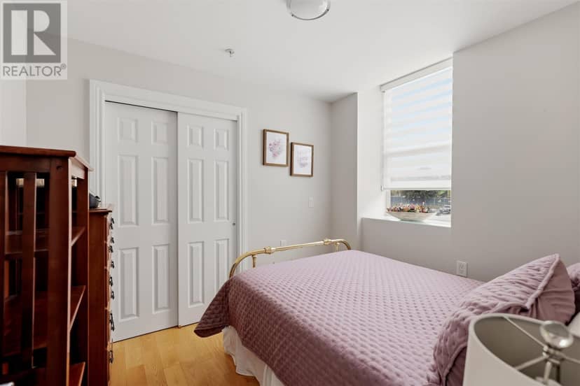 969 Queen ST # 205 — photo 21 of 33