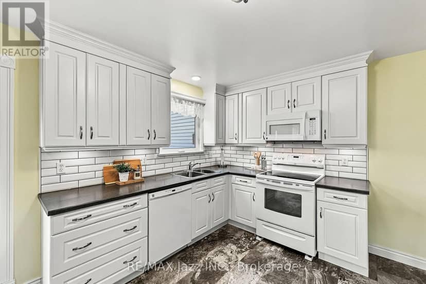 431 Bay Street — photo 18 of 40