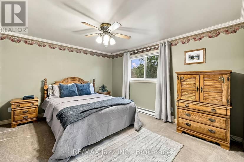 431 Bay Street — photo 23 of 40
