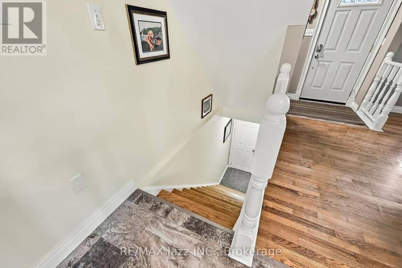 431 Bay Street — photo 31 of 40