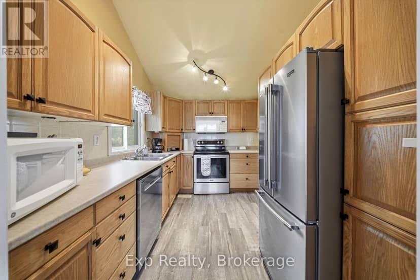 650 County Road 5, Prince Edward County, photo 7