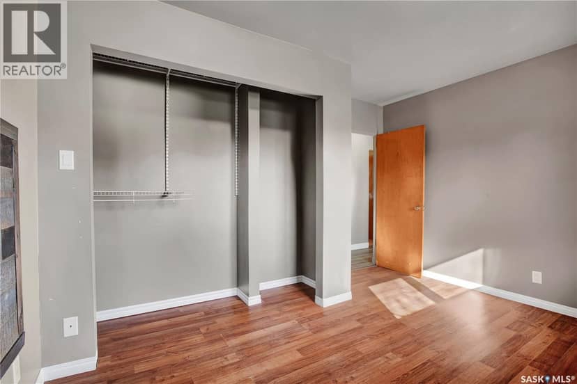 1510 Isabella STREET E — photo 19 of 39