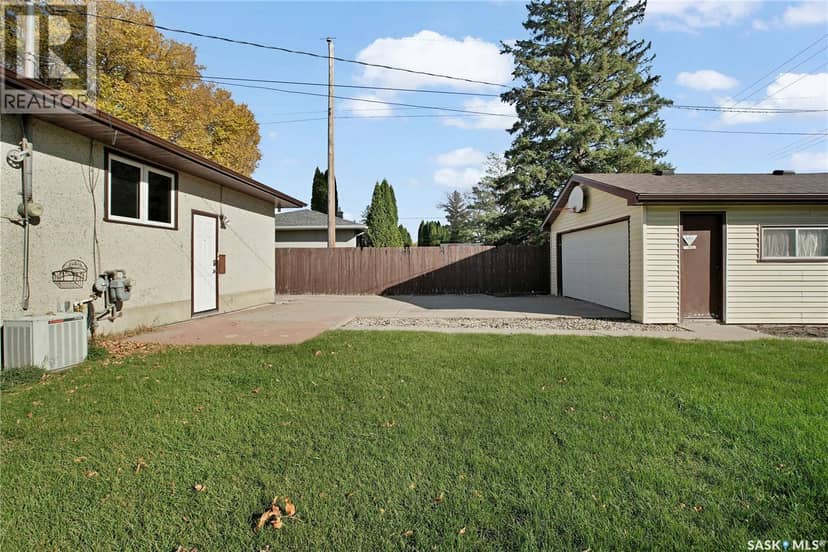 1510 Isabella STREET E — photo 29 of 39