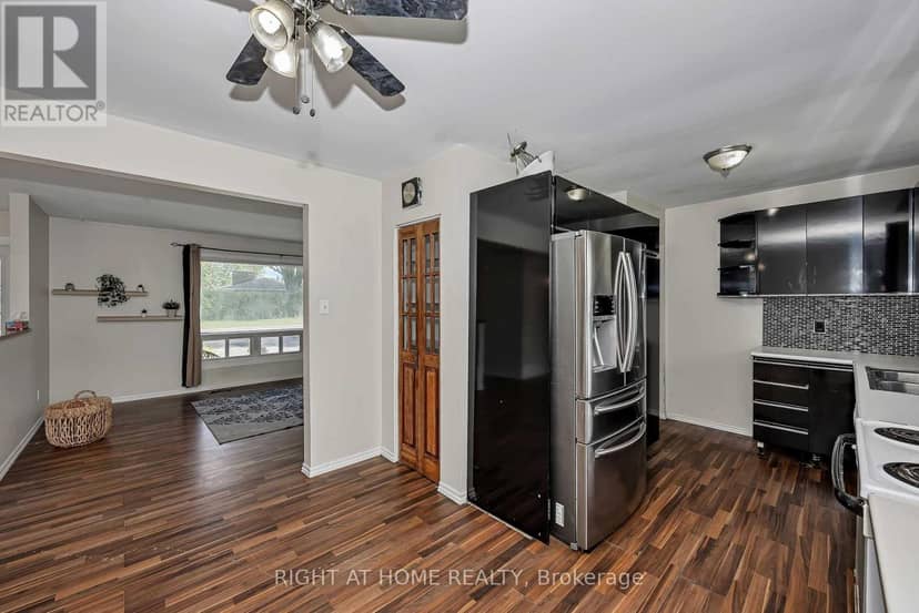 24 Largo Crescent S — photo 12 of 40