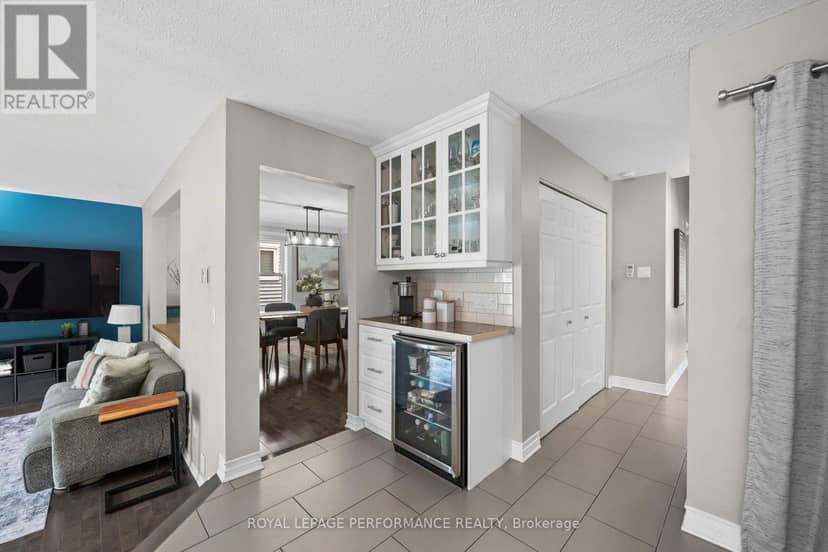 550 Foxview Place — photo 16 of 40