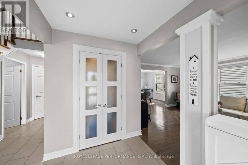 550 Foxview Place, Ottawa, photo 4