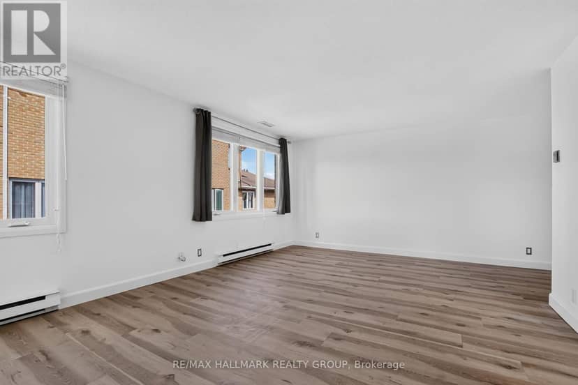 12 - 207 Stratas Court — photo 9 of 33