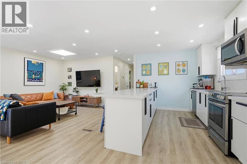 23 GREEN MAPLE Drive — photo 8 of 30