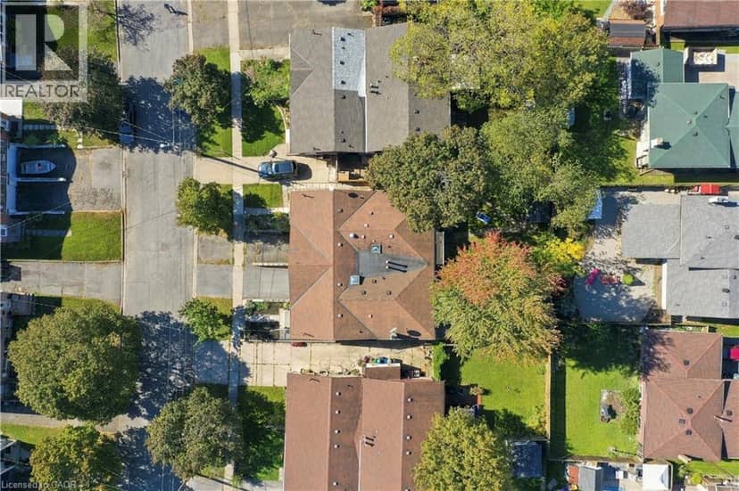 23 GREEN MAPLE Drive — photo 28 of 30